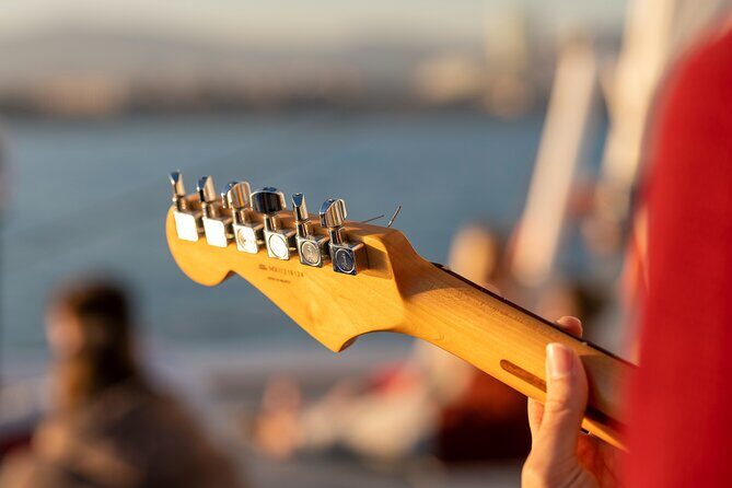 Jazz and Chill Out Sailing in Barcelona - Who this Barcelona jazz cruise is best for