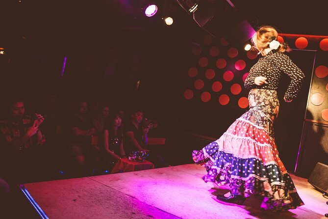 Los Tarantos Barcelona Flamenco Show Ticket - Arrival game plan: first-come seating and the 20-minute rule