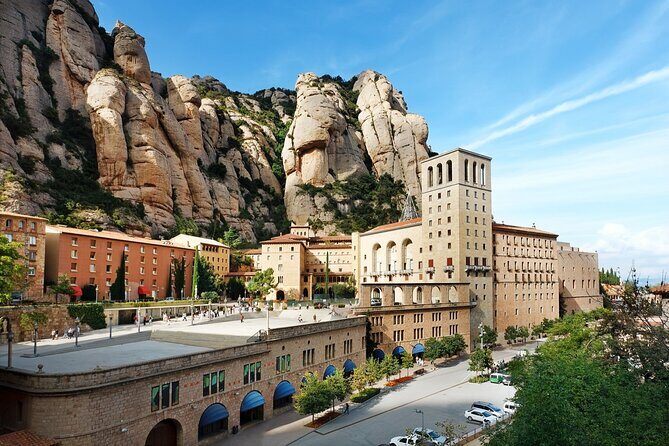 Montserrat Afternoon Tour & Black Madonna Priority Access - The Monastery Experience: Gothic + Renaissance, Plus a Monastic Explanation