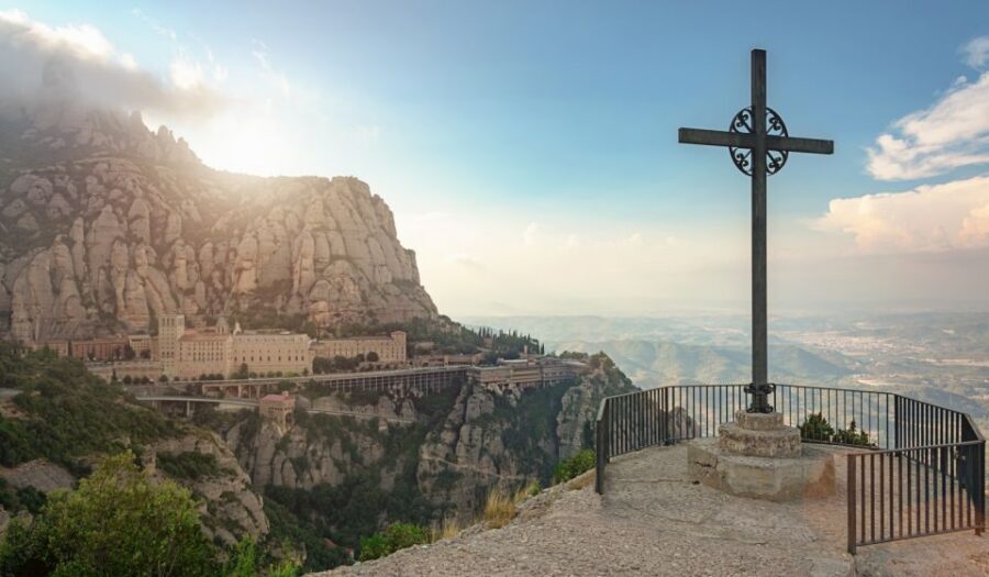 Montserrat & Cava Wineries Day Trip from Barcelona w/ Pickup - Penedès drive: switching from stone to sparkling-wine thinking