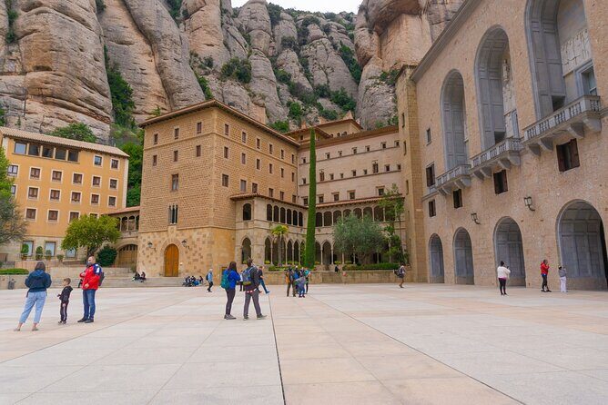 Montserrat: Cog-Wheel, Basilica, Black Madonna & Licor Tasting - Why Montserrat Makes a Great Half-Day Escape From Barcelona