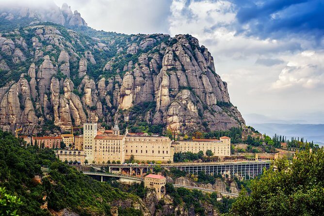 Montserrat: Cog-Wheel, Basilica, Black Madonna & Licor Tasting - Price and Value: Why $71.35 Can Make Sense