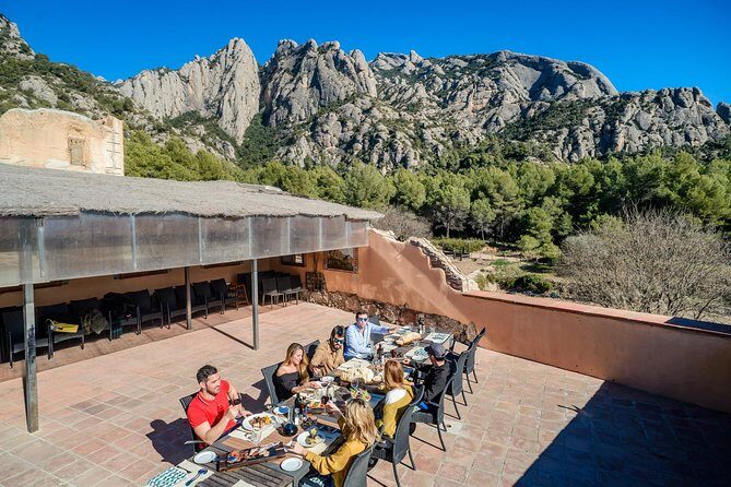 Montserrat Lunch & Wine at Farmhouse Small Group from Barcelona - Small group size, bilingual guide, and how the day stays manageable