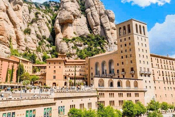 Montserrat Monastery & Horse Riding Experience from Barcelona - Group size and transfers: why logistics can make or break your day