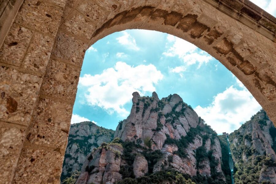 Montserrat: Morning or Afternoon Half-Day Trip with Pickup - Santa Maria and the Basilica: seeing the Black Madonna