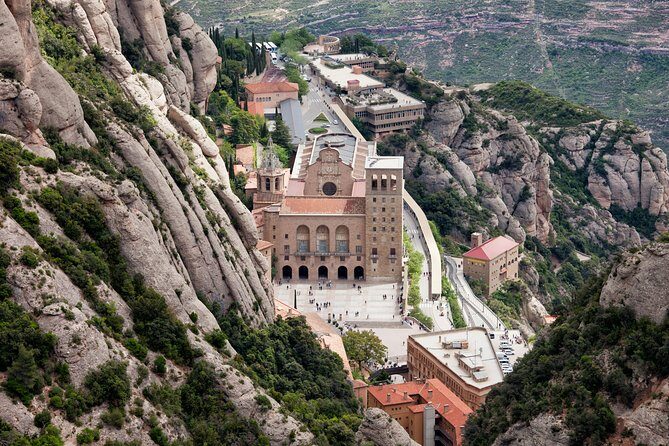Montserrat Private Guided Tour with Pick up - What’s Included (and What You Need to Bring)