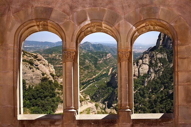 Montserrat Private Guided Tour with Pick up - Price and Value: What You’re Paying For (and Why It Can Be Worth It)
