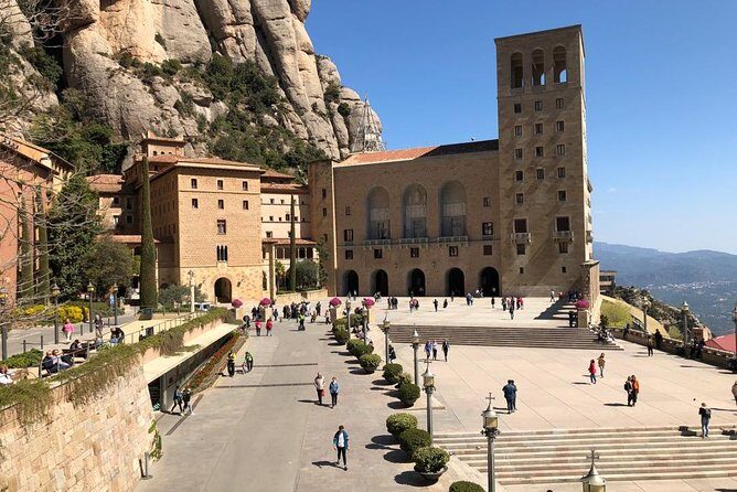 Montserrat Private Tour from Barcelona with Pick-up - Getting started: pickup anywhere in Barcelona