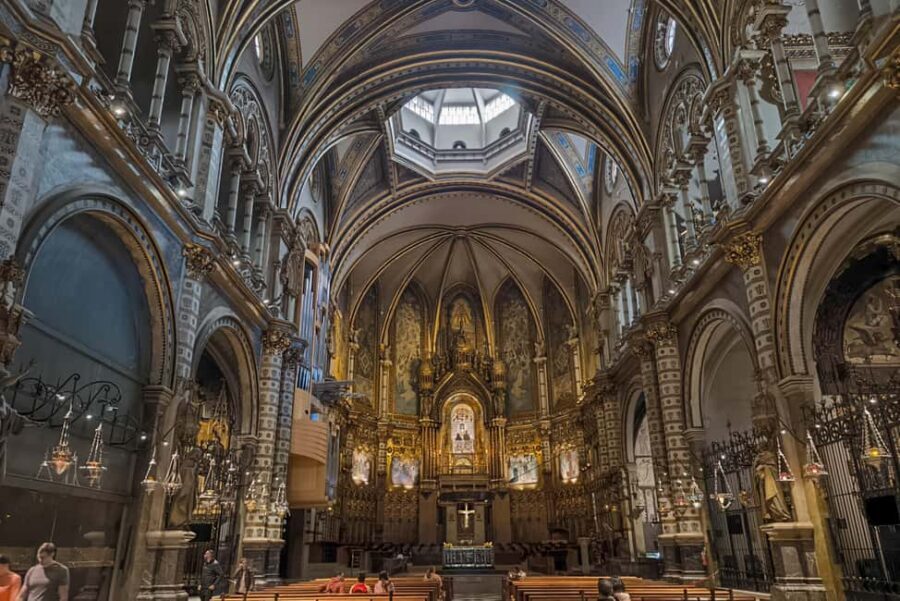 Montserrat Small Group Tour with Train and Cable Car - About 1.5 Hours Free Time: Use It Like a Local