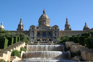 One-way Private Transfer From/To Barcelona Airport - Finding your driver fast: name plate, arrivals hall, and what to do if you can’t see him