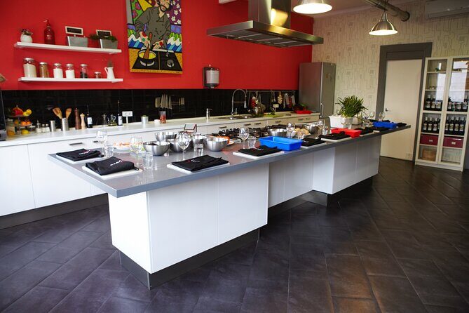 Paella Class & Bottomless Wine: Las Ramblas Views - Bottomless Wine Without the Chaos: Rioja With Dinner