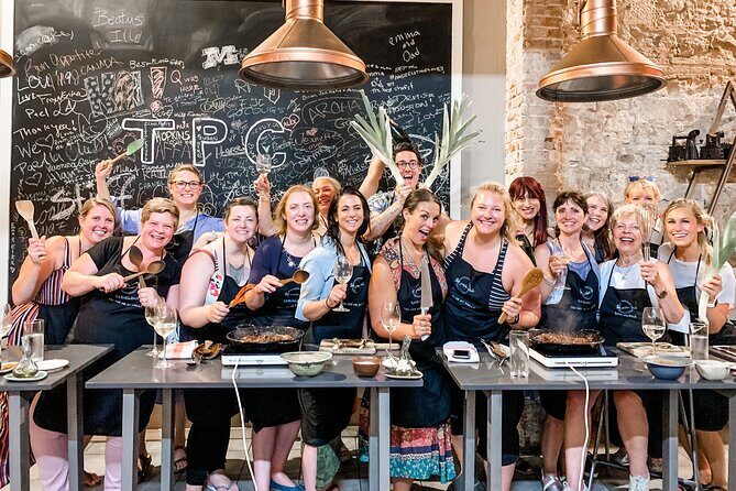 Paella Cooking Class with Professional Chef: Four Course Dinner - Price and value in Barcelona: what $211.63 really buys