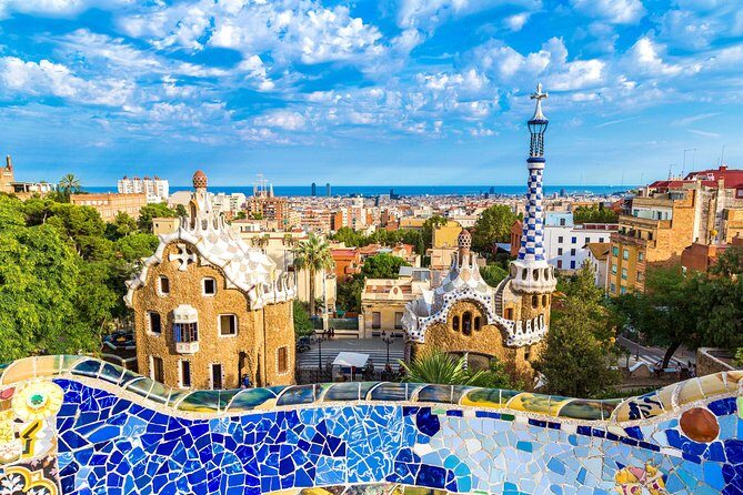 Park Guell and Sagrada Familia Tour in Barcelona - Park Güell: A Garden That’s Basically Architecture in Costume