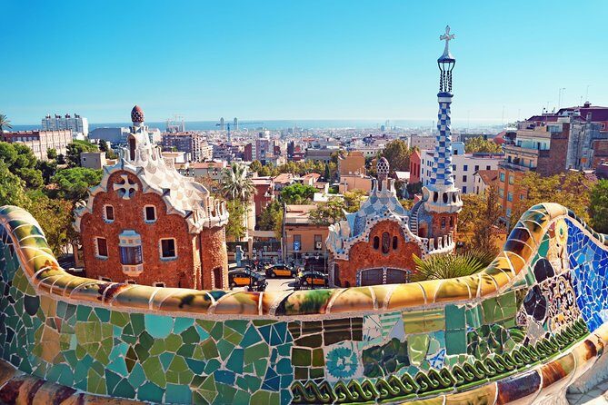 Park Guell and Sagrada Familia Tour in Barcelona - Walking, Weather, and Pacing: The Real-Life Version of 3.5 Hours