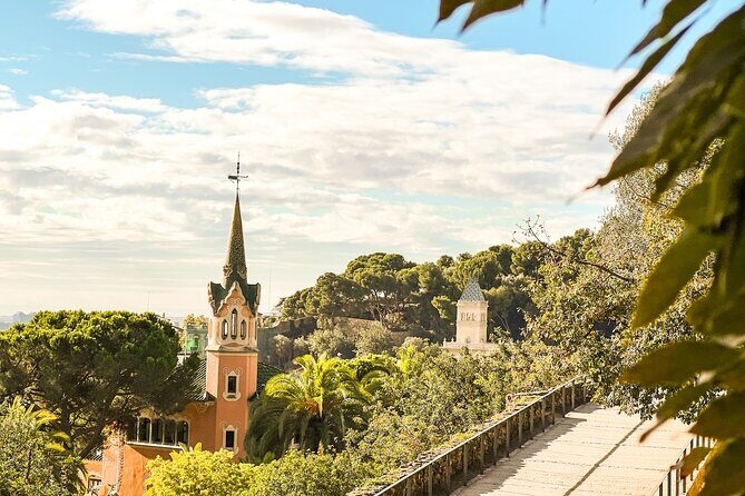 Park Guell and Sagrada Familia Tour with Skip the Line Tickets - Skip-the-Line Tickets: What You Should Expect (and What You Shouldn’t)
