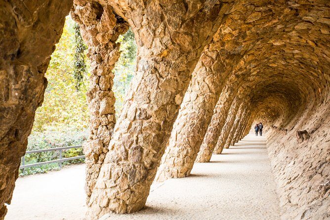 Park Guell Guided Tour with Skip the line Ticket - Finishing at Gaudí’s house area: what’s included vs what you may need to buy