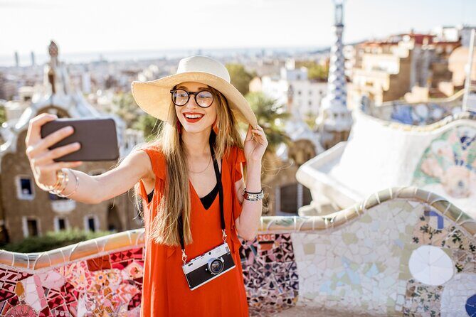 Park Guell Guided Tour with Skip the Line Tickets - Best departure time for views: beat the crowd curve