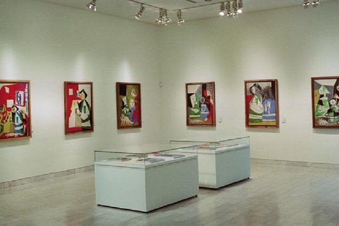 Picasso Small Group Walking Tour with Museum Skip the Line Ticket - Timing, Group Size, and Getting the Most Out of the Two Hours