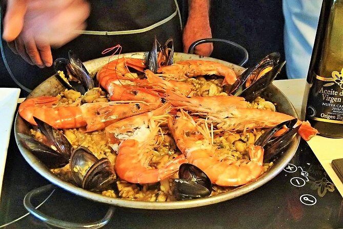 Premium Paella Cooking Class & 10 Spanish Tapas - Cooking in Small Groups: What You’ll Make and How It Works