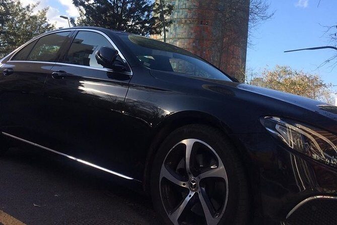 Private Transfer from Barcelona Airport to Barcelona City - Door-to-door drop-off: getting to your exact address