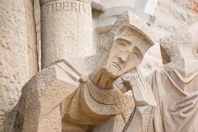 Sagrada Familia Evening Private Tour with Expert Guide - The 90-Minute Flow Inside: What This Tour Actually Gets You