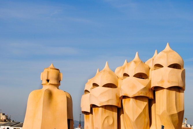 Sagrada Familia & Gaudi Tour Private or Small Group with Tickets - The Sagrada Familia experience: 1.5 hours that actually help you see