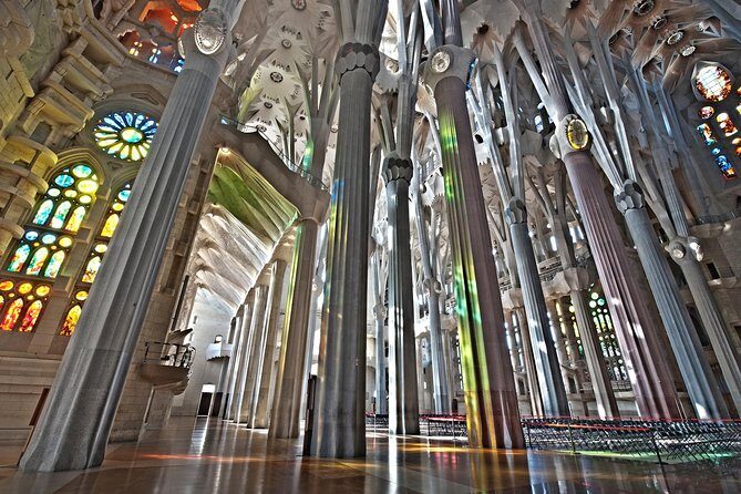 Sagrada Familia & Montserrat Private Tour with Hotel pick-up - Hotel pickup in Barcelona: fewer decisions, more time