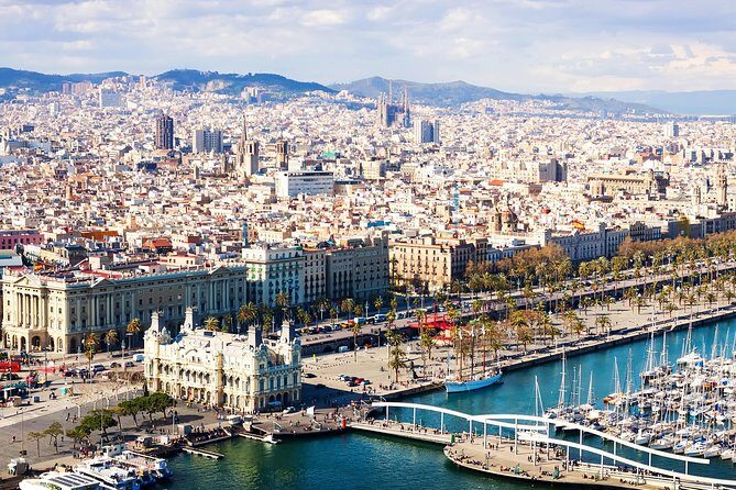Sagrada Familia & Montserrat Small Group Tour with Hotel pick-up - Eixample drive-by and Passeig de Gràcia facades