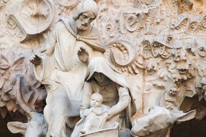 Sagrada Familia Private Tour with Expert Guide - Private pacing with radio audio (and how to make the most of it)