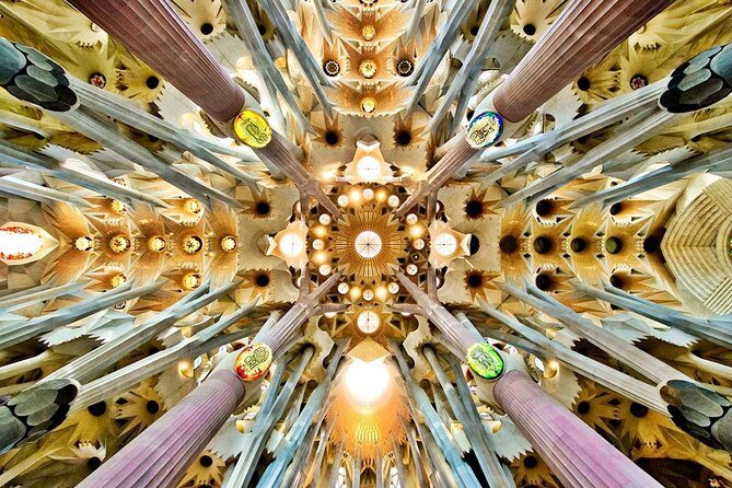 Sagrada Familia: Small Group Tour, hotel pick-up with Fast-Track - Hotel pickup and Fast-Track: start with less stress