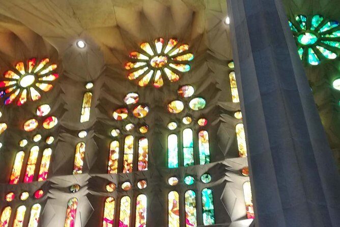 Sagrada Familia Small Group Tour with Skip the Line Ticket - Should you book this skip-the-line small group tour?