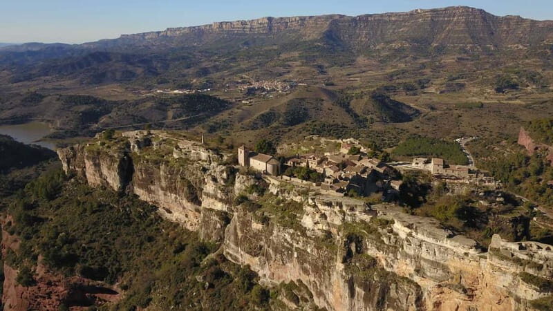 Salou: Siurana Medieval Village Guided Tour w/ Hotel Pickup - Siurana medieval village: how to make the most of your 1 hour
