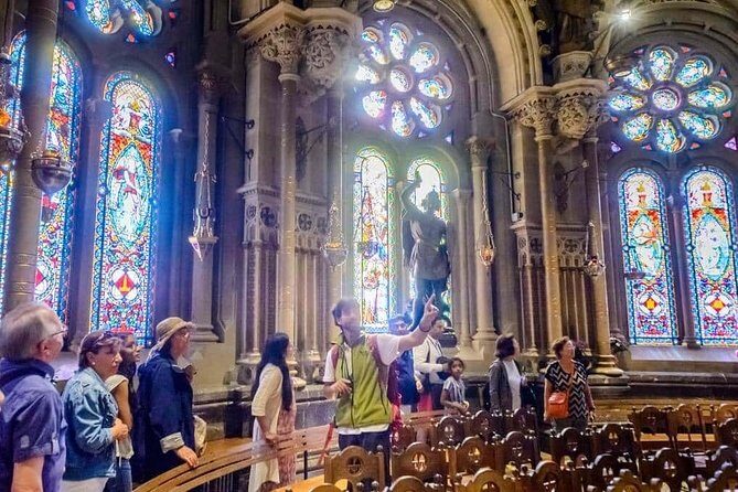 Semi-Private Montserrat Monastery, Funicular & Scenic Nature Walk - The Drive Through Barcelona: A Head Start on the Day