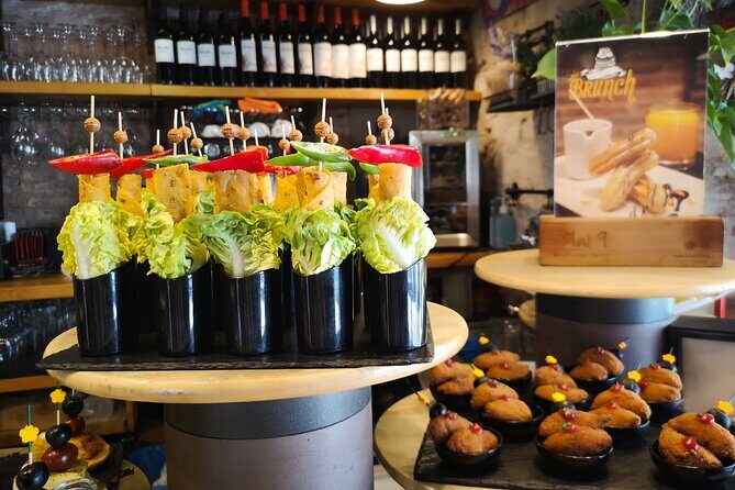 Tapas, Wine and Flamenco Private Tour in Barcelona - Stop 2: Barri Gòtic and Roman walls you can spot on foot