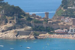 Tossa de Mar: Kayak & Snorkel Tour with Paella from Barcelona - Snorkeling in crystal water: more than a checkbox