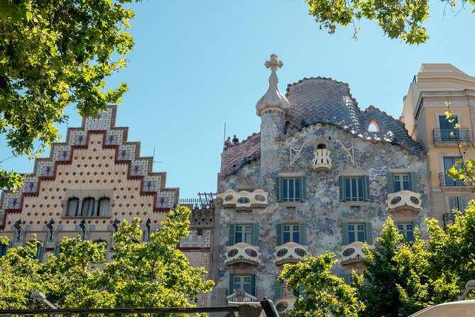 Treasures of Barcelona: Private Gaudi Walking Tour - Meeting on La Rambla: getting started without stress