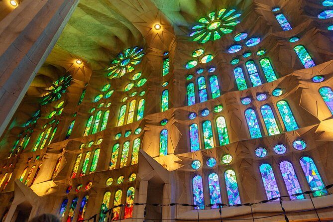 Treasures of Barcelona: Private Gaudi Walking Tour - Neighborhood time: learning Gaudí in the middle of real streets