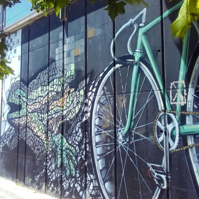 Unusual Barcelona Bike Tour in French - Price and Value: Getting $35 Worth of City Insight