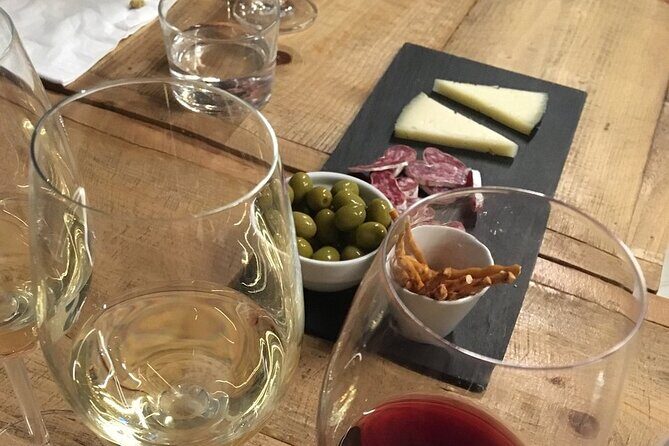 Wine Tasting Experience in Barcelona - Finding the Meeting Point in Ciutat Vella (and Not Stressing It)